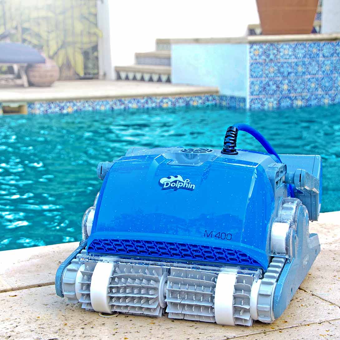 Dolphin M 400 Robotic Pool Cleaner